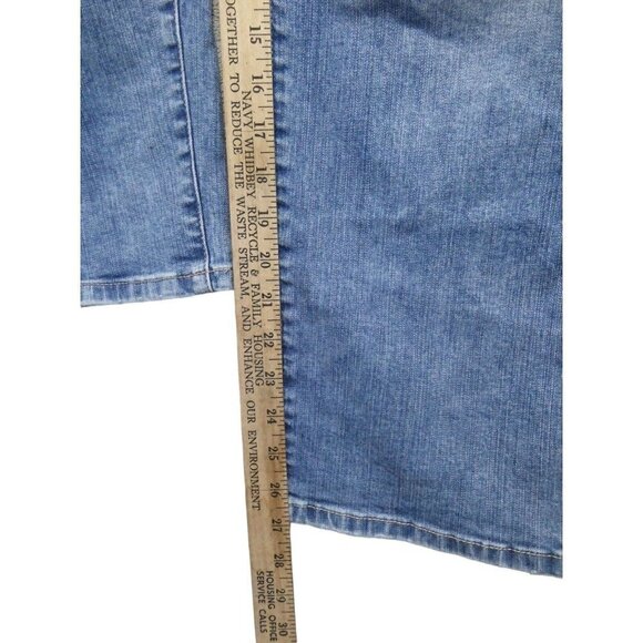 Torrid Jeans 24s Short Denim Vintage Stretch Boyfriend Straight Distressed - Picture 9 of 10